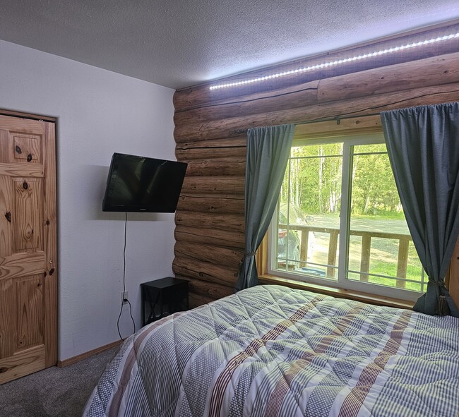 Building Photo - 2840 Horseshoe Way