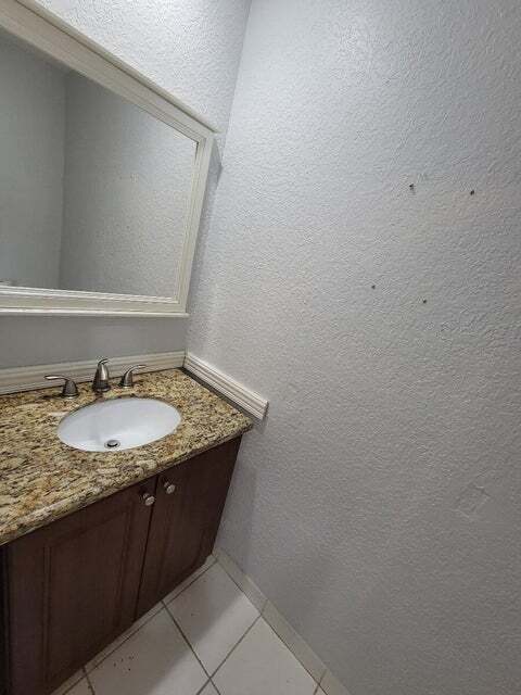 Building Photo - 197 NW Eller St