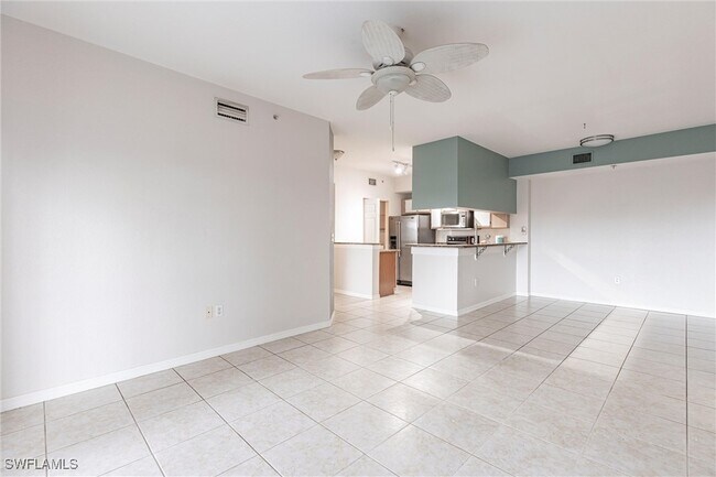 Building Photo - 6490 Aragon Way