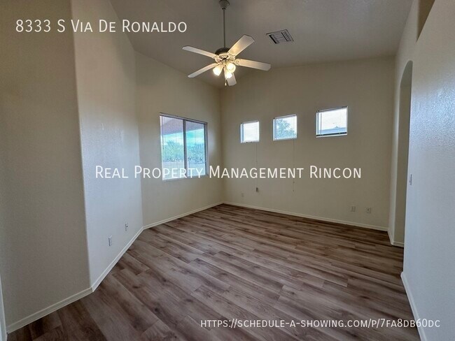 Building Photo - AVAILABLE NOW!!  Amazing 4bed/2bath in Rit...