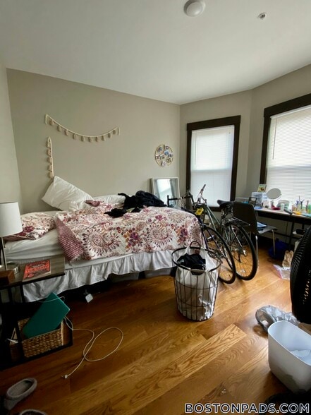 Building Photo - 46 Creighton St