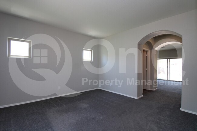 Building Photo - 2020 N Holguin Way