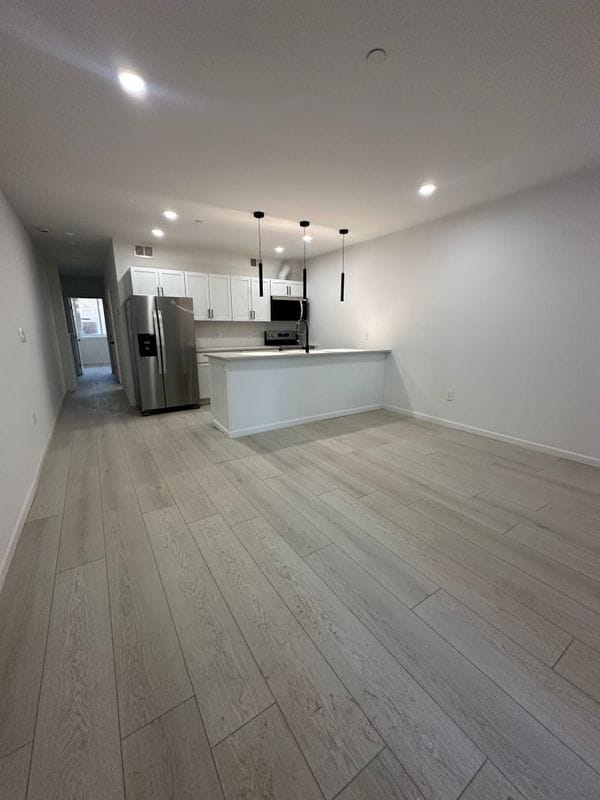 Building Photo - 1925 H St NE