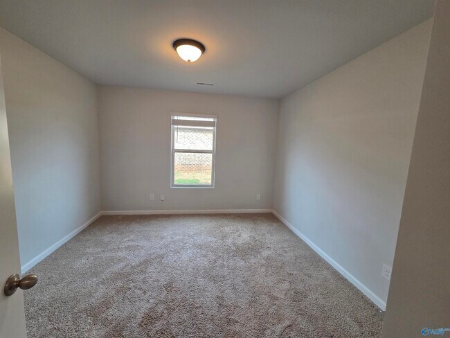 Building Photo - 147 Tobin Ln