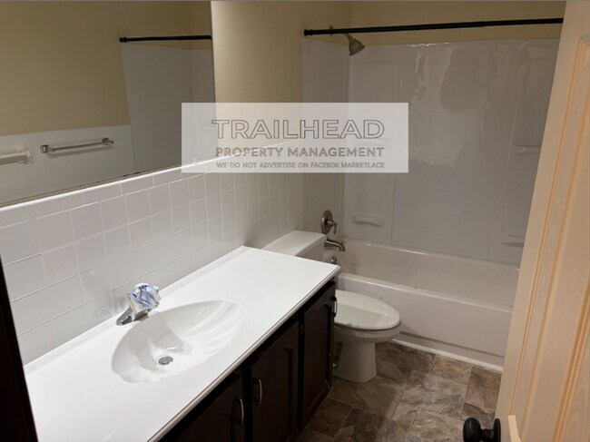 Building Photo - Spacious Living, Private Setting, Blue Springs Charm.