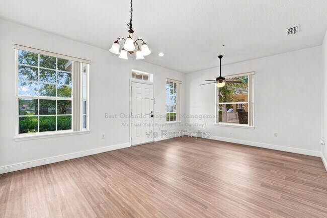 Building Photo - 10402 Eastpark Lake Dr