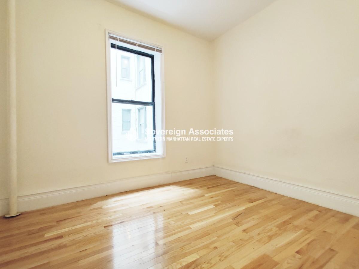 Building Photo - 255 Fort Washington Ave