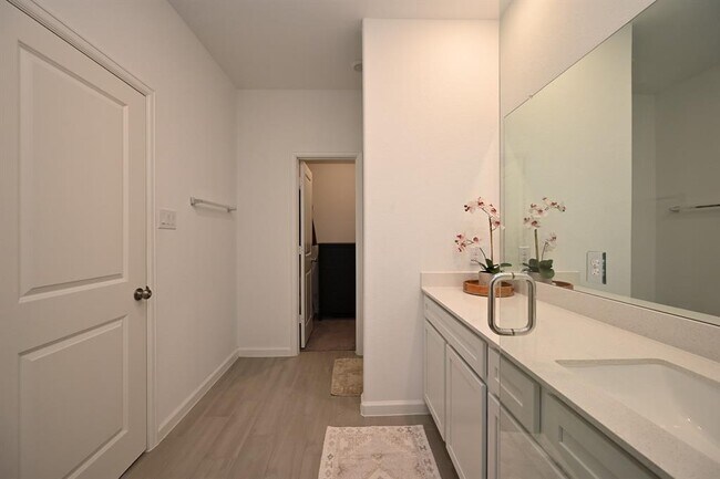 Building Photo - 5630 Amber Brook Ln