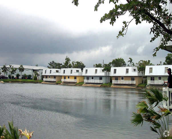 Building Photo - Azul at Kimberly Lakes