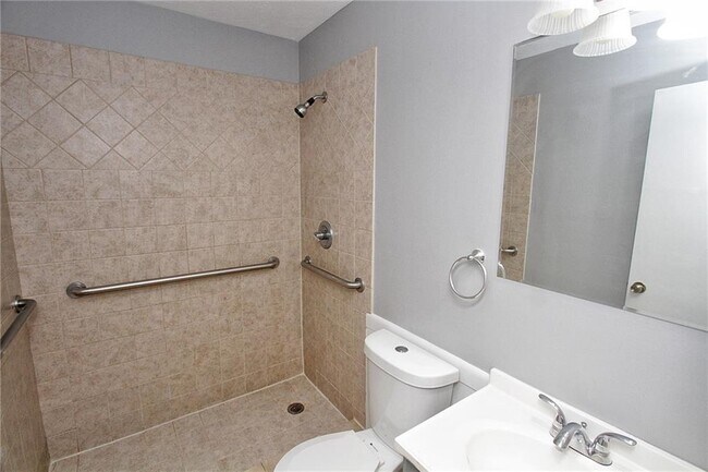Building Photo - 4905 Annistown Rd