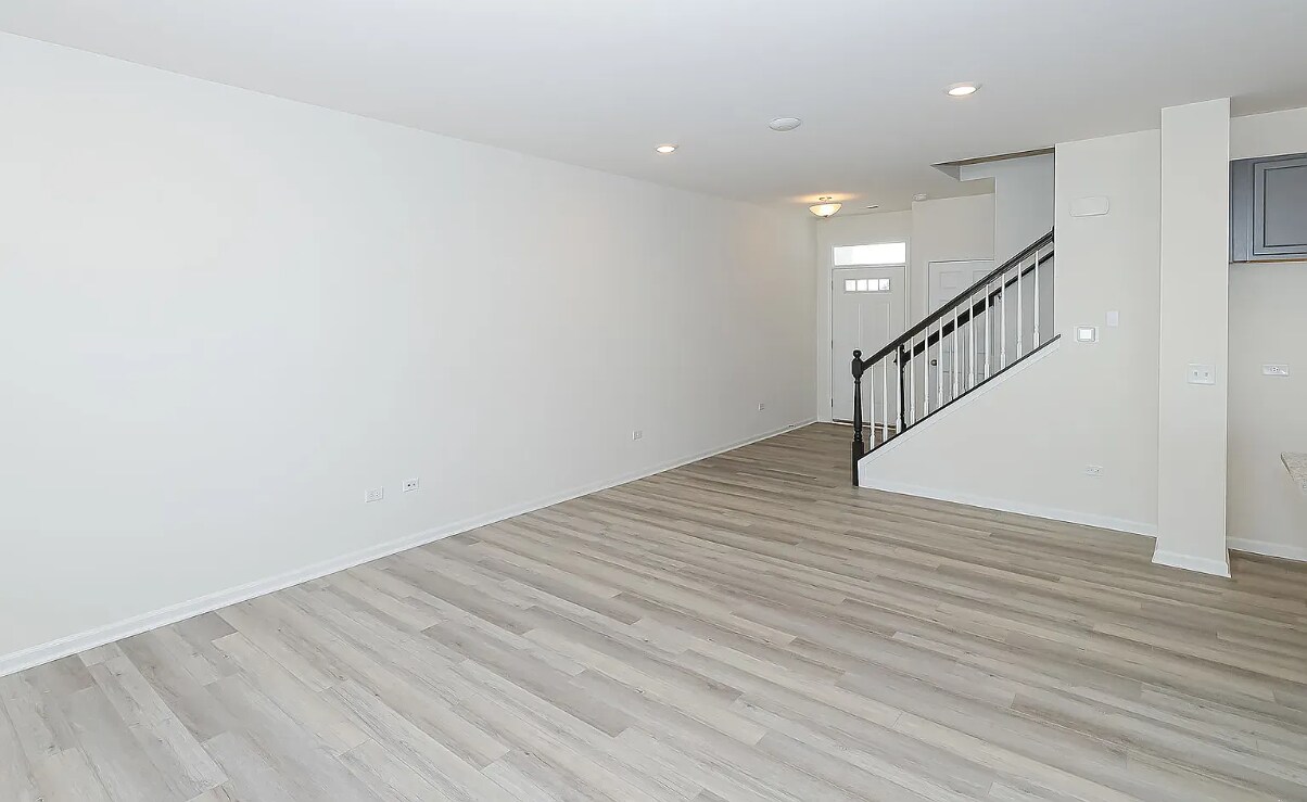 Staircase/Front Door - 12662 S Talbot Cir