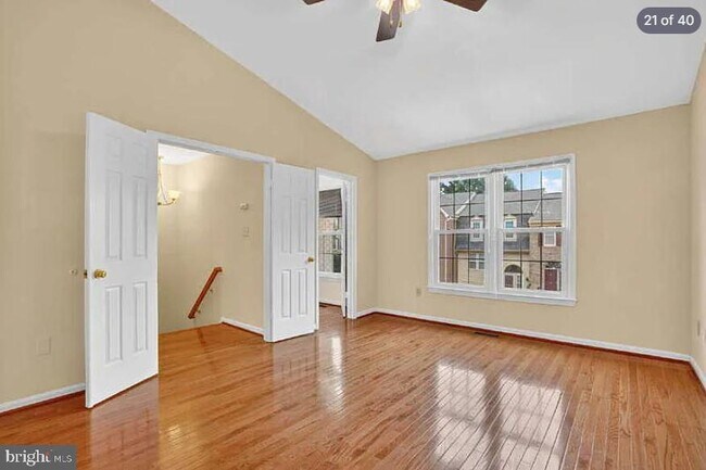 Building Photo - 7427 Salford Ct