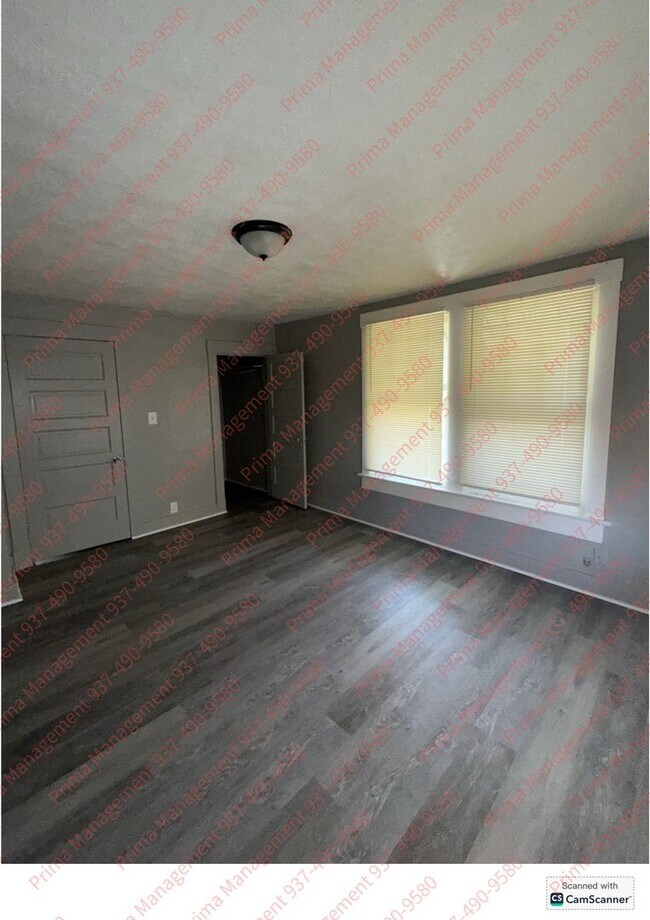 Building Photo - Great 3 bed 1 bath with large space recently updated near Cleveland Park