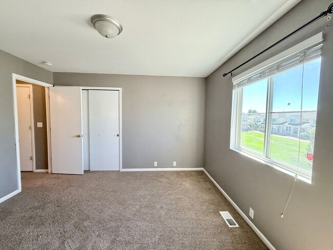 Building Photo - 5910 Chorus Heights