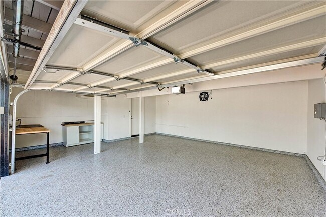 Building Photo - 629 S Yorba St