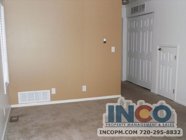 Building Photo - 2280 S Zuni St