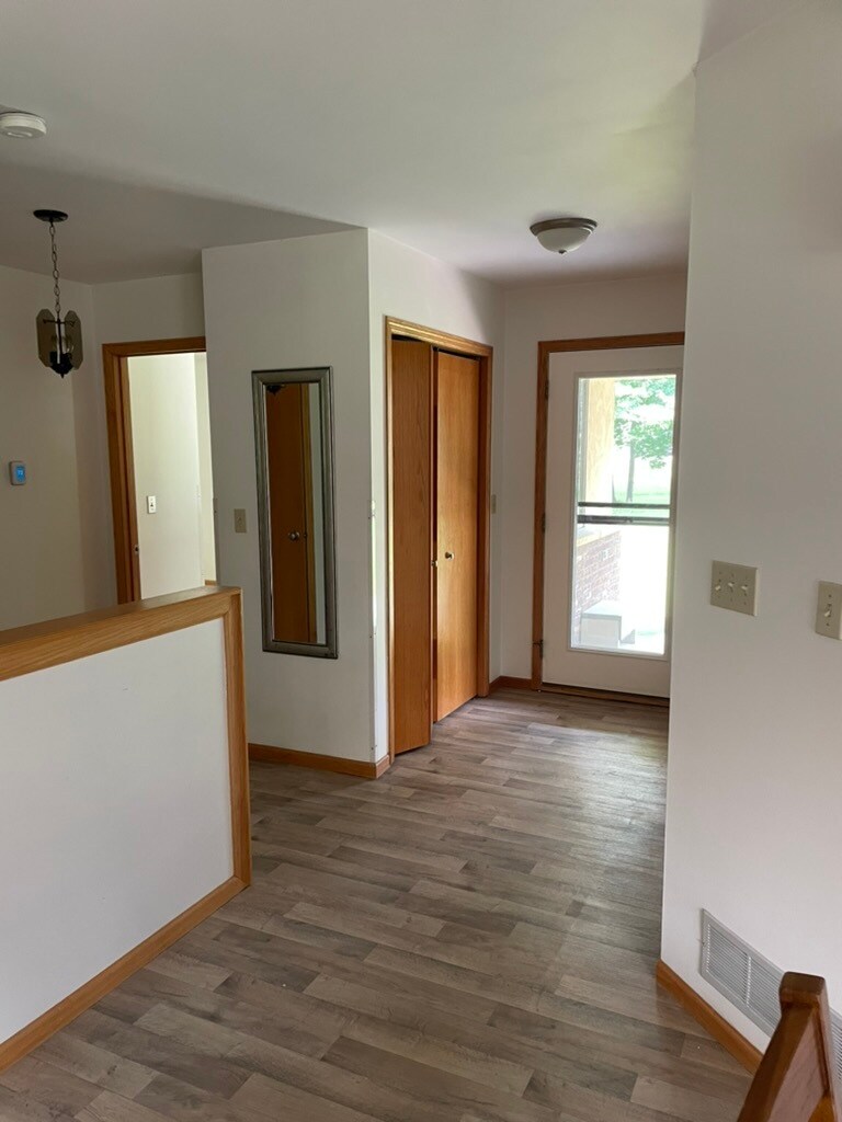 Building Photo - 421 County Road UU