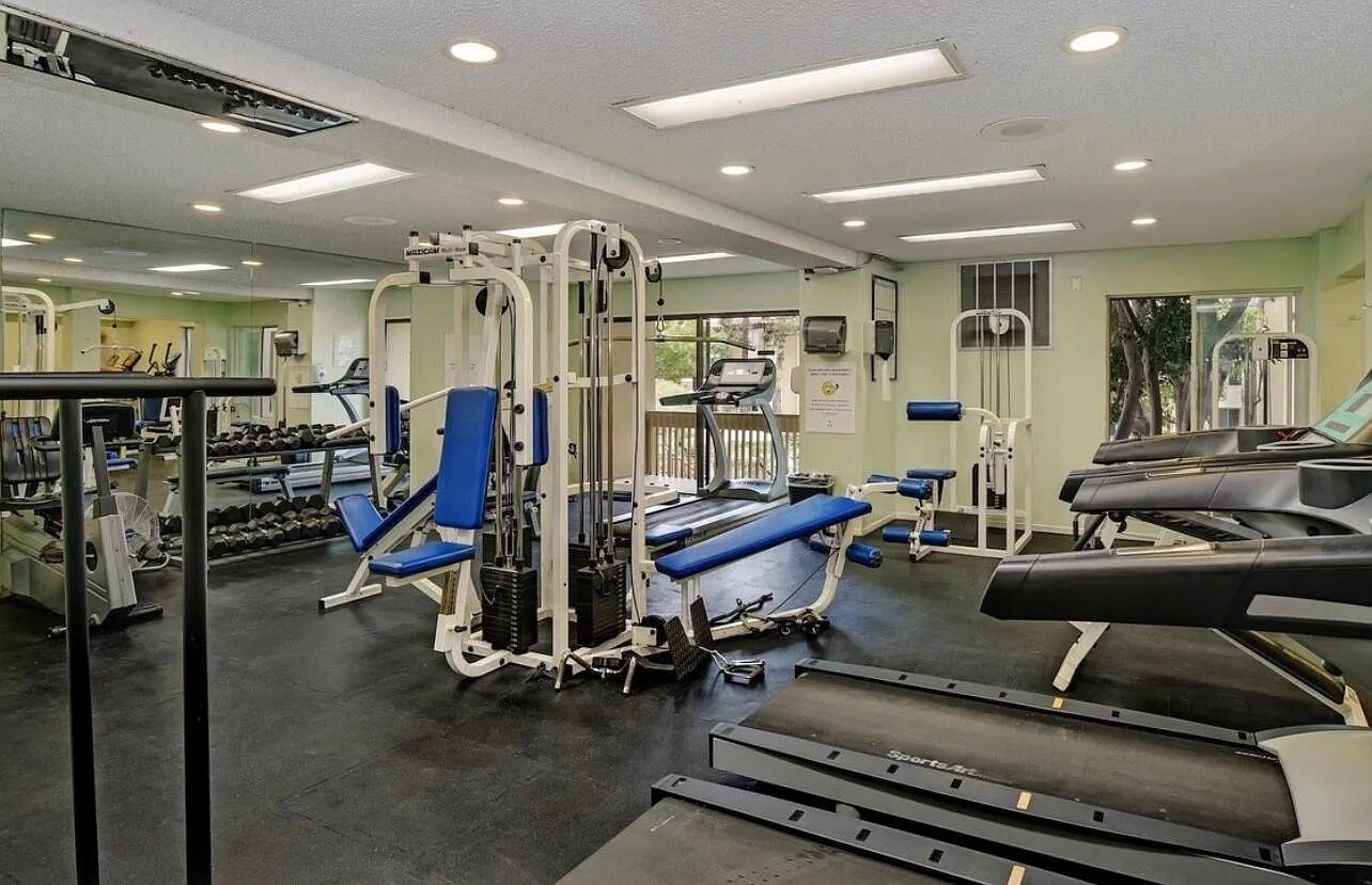 Building Photo - 4600 Lamont St