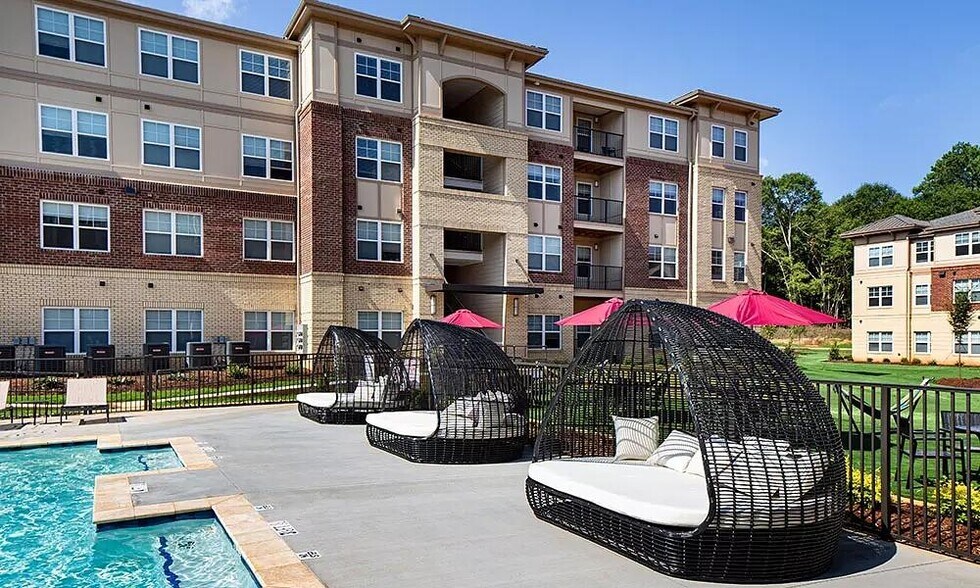 Building Photo - 602 Laconia Cir