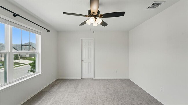 Building Photo - 139 Madrono Dr