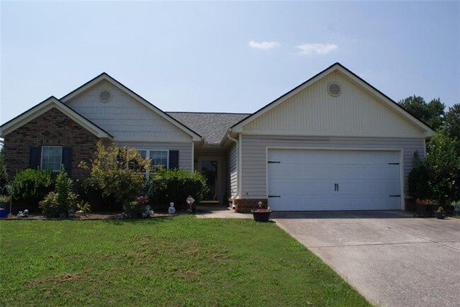 Primary Photo - 211 Lucas Way
