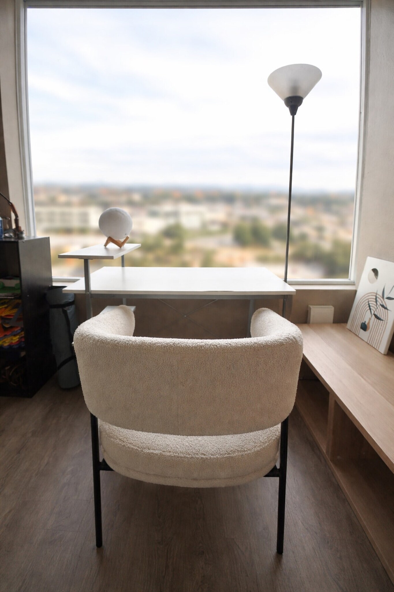 Building Photo - 11200 NE 11th St