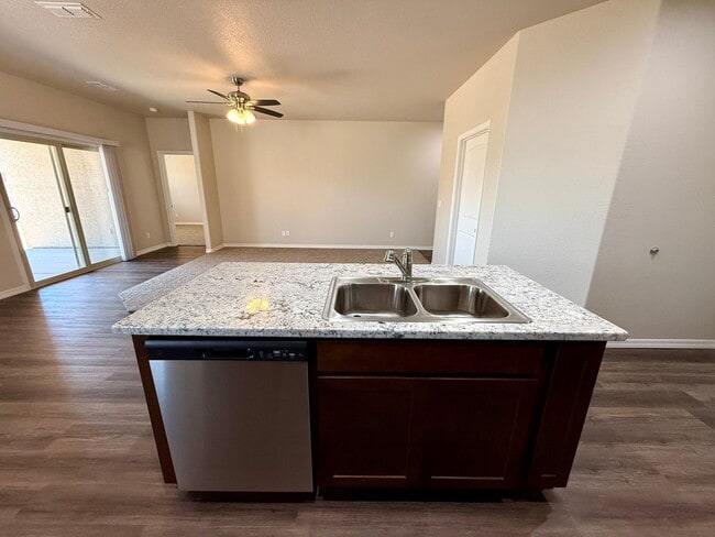 Building Photo - Beautiful 4-Bedroom Home for Rent in Cerba...