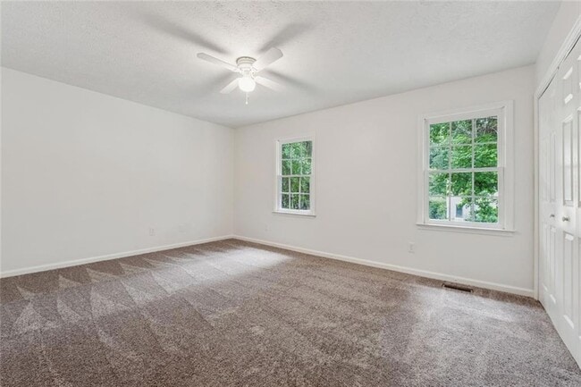 Building Photo - 2780 Northwood Ct