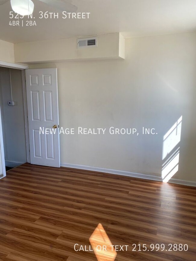 Building Photo - Nice 4 Bedroom, 2 Bath House located in Un...