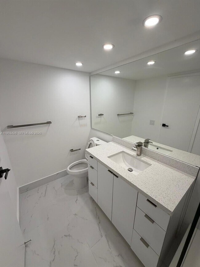 Building Photo - 801 Three Islands Boulevard