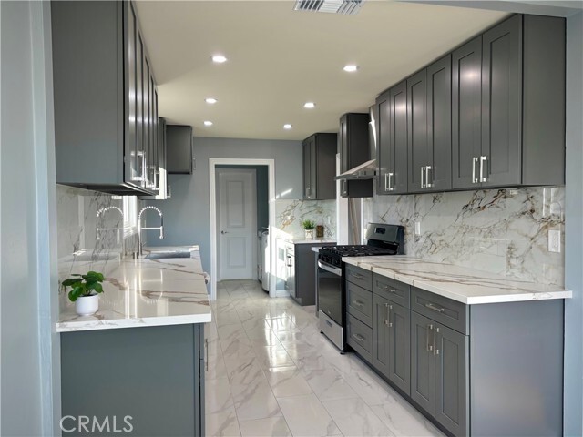 Building Photo - 16014 Horace St