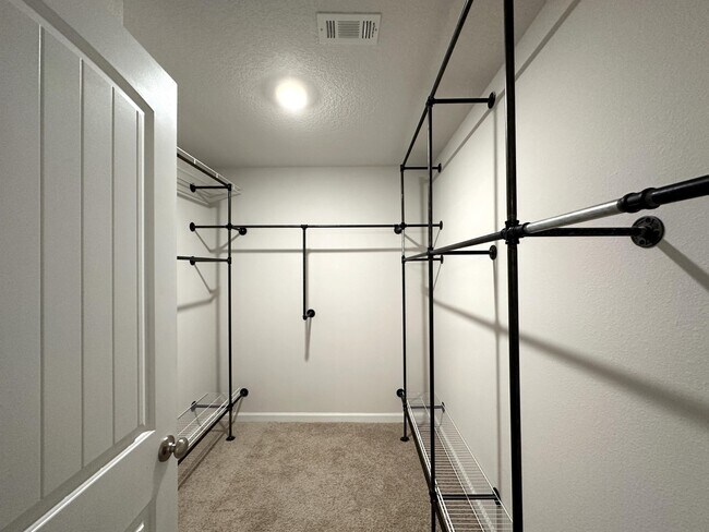 Building Photo - 3481 Sparco Dr