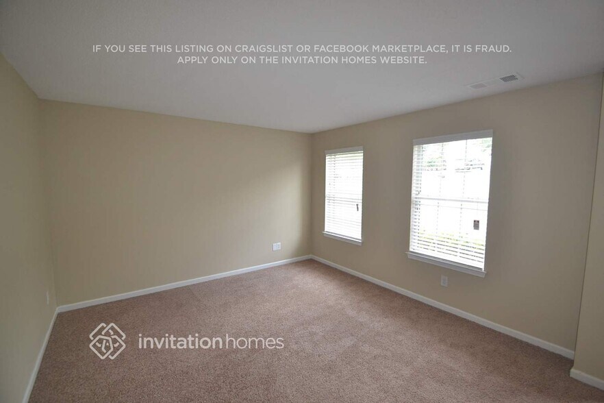 Building Photo - 6058 Pavestone Dr SW