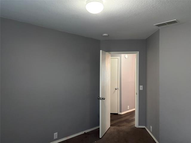 Building Photo - 9011 King Ranch Dr