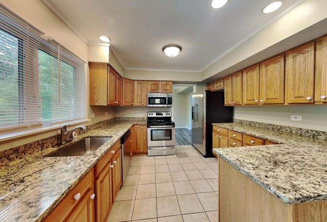 Building Photo - 4159 #12thTimberlane Dr