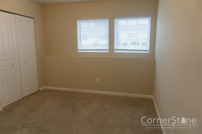 Building Photo - 9720 Platinum Pointe Dr