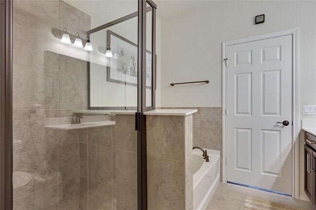 Building Photo - 7013 Armagh Dr