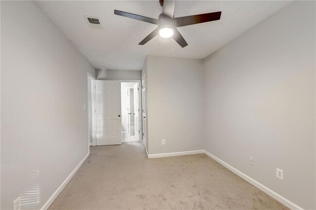 Building Photo - 4548 Coopers Creek Pl SE