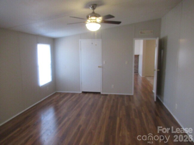 Building Photo - 1157 Birkdale Ln