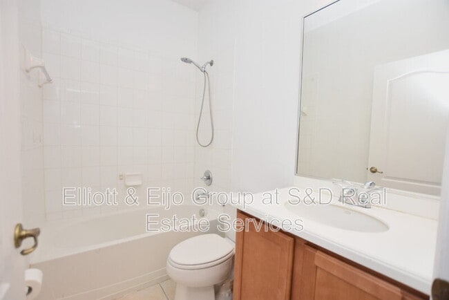 Building Photo - 6352 Sedgeford Dr