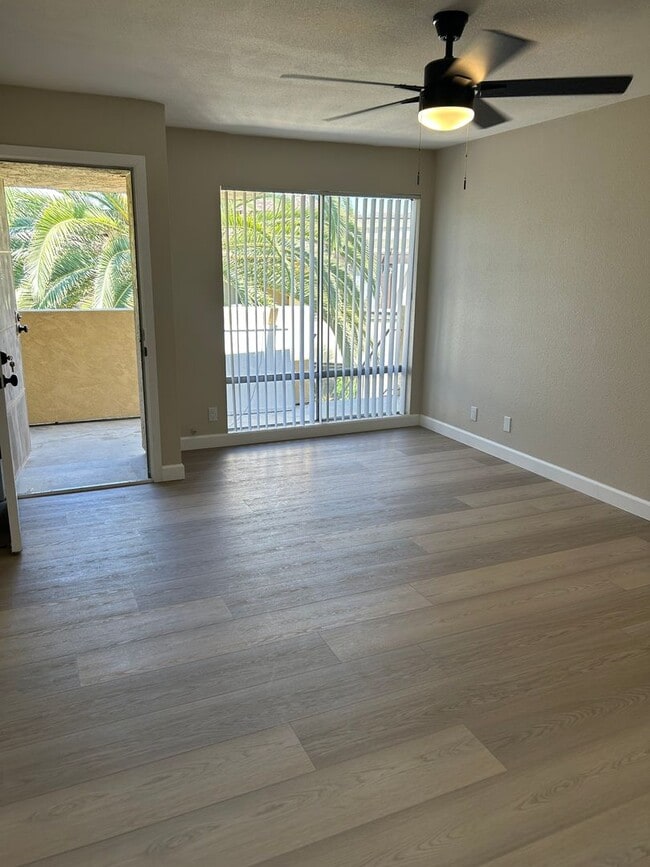 Building Photo - Beautiful Remodeled 2 bedroom 1 bath