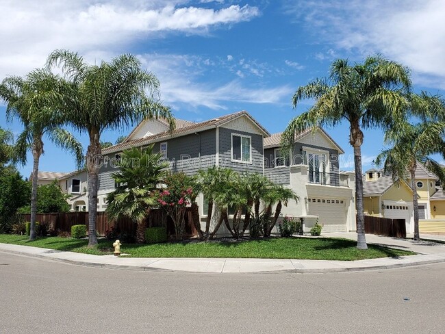 Building Photo - 2287 Lighthouse Cir