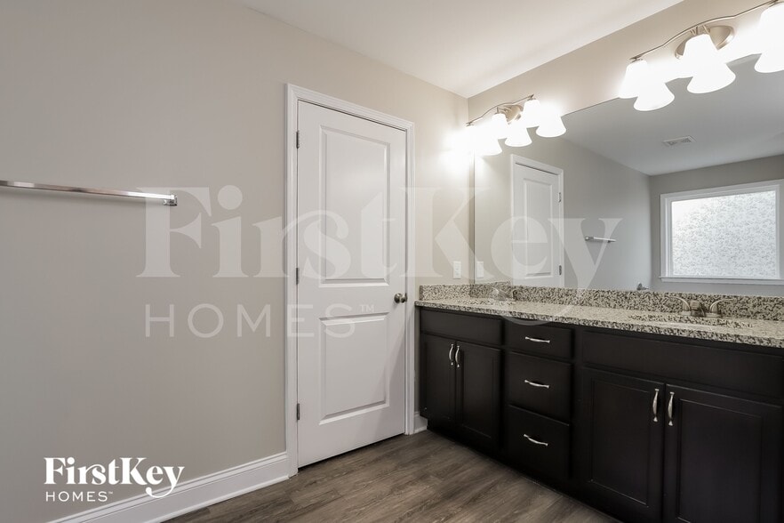 Building Photo - 5730 Grant Station Dr