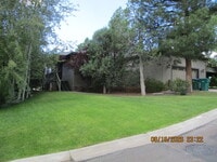 Building Photo - 61 N Aspen Dr
