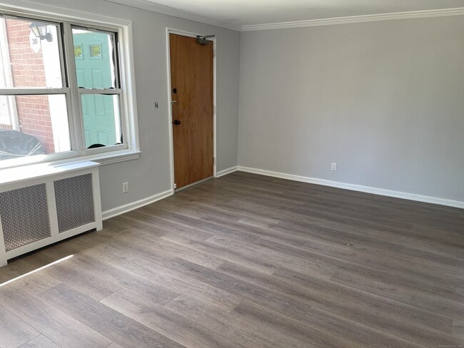 Building Photo - 30 Standish Rd