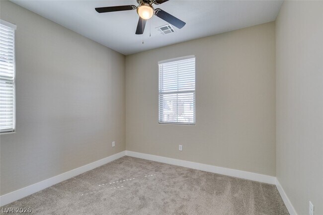Building Photo - 11803 River Hawk Ave