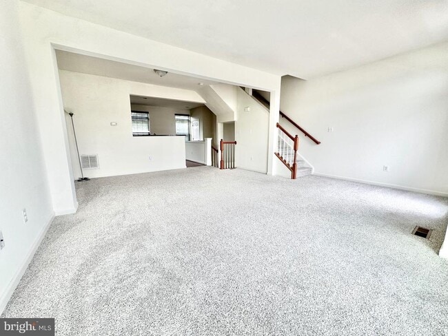 Building Photo - 412 S Greenberry Ln