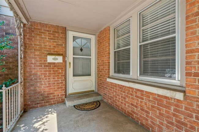 Building Photo - 1729 NW 63rd St