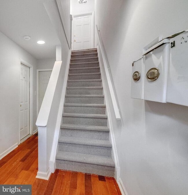 Building Photo - 744 S 22nd St