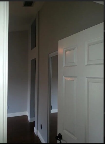 Master Suite - THIS IS FOR RENT - 7106 Pelican St